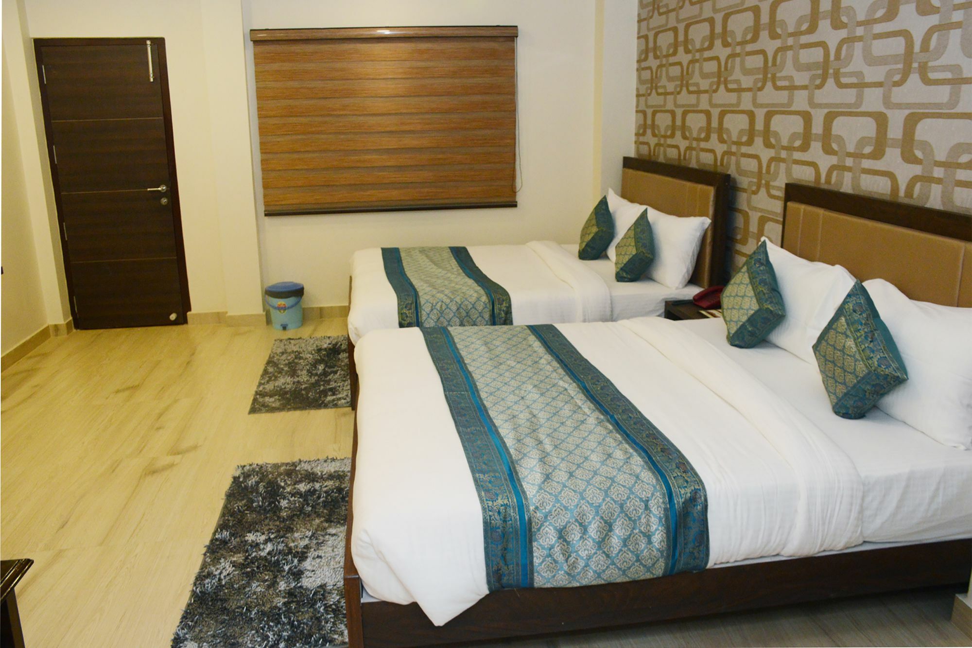 Oyo 10338 Hotel Aadesh Palace Waranasi Zewnętrze zdjęcie